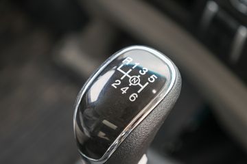 �й�����HOWO ͳ˧ 160���� 4X2 4.15����س�(����)(ZZ5047XLCH3315F145)ͼƬ