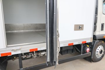 �й�����HOWO ͳ˧ 160���� 4X2 4.15����س�(����)(ZZ5047XLCH3315F145)ͼƬ