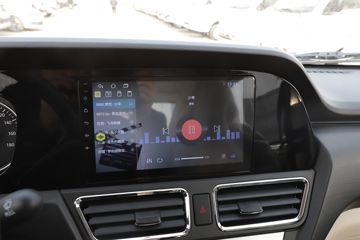 ������Խ��X3 PLUS 2022�� �콢�� 1.6L ���� 122���� 2.55��˫������΢��(����)(SC1034NAS6B1)ͼƬ