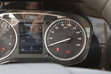 ������Խ��X3 PLUS 2022�� �콢�� 1.6L ���� 122���� 2.55��˫������΢��(����)(SC1034NAS6B1)ͼƬ