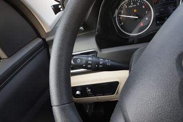 ������Խ��X3 PLUS 2022�� �콢�� 1.6L ���� 122���� 2.55��˫������΢��(����)(SC1034NAS6B1)ͼƬ