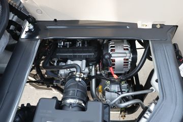 ������Խ��X3 PLUS 2022�� �콢�� 1.6L ���� 122���� 2.55��˫������΢��(����)(SC1034NAS6B1)ͼƬ