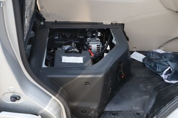 ������Խ��X3 PLUS 2022�� �콢�� 1.6L ���� 122���� 2.55��˫������΢��(����)(SC1034NAS6B1)ͼƬ