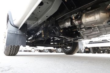 ������Խ��X3 PLUS 2022�� �콢�� 1.6L ���� 122���� 2.55��˫������΢��(����)(SC1034NAS6B1)ͼƬ