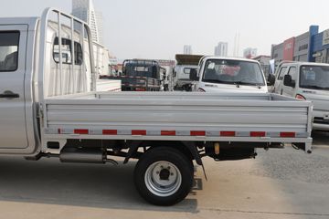 ������Խ��X3 PLUS 2022�� �콢�� 1.6L ���� 122���� 2.55��˫������΢��(����)(SC1034NAS6B1)ͼƬ