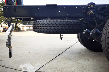 ���� ����F7 133���� CNG 5.5�׵�����ʽ�Ῠ(����)(EQ5127XXY8NDCAC)ͼƬ