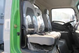 E300&nbsp;电动自卸车驾驶室图片