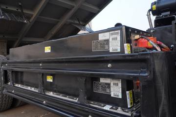 �������� ����ES5 4X2 3.8���Ű봿�綯��ж��246.67kWhͼƬ