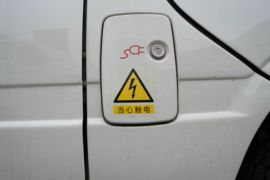 龙运 电动封闭厢货外观图片