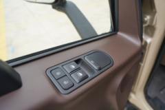 解放 领途 160马力 4.16米单排厢式轻卡(法士特8档) 解放 领途 160马力 4.16米单排厢式轻卡(法士特8档)