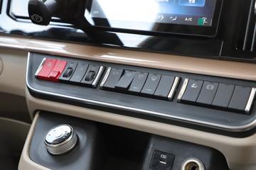 �������� ����H5V 270���� 4X2 AMT�Զ�����դʽ�ػ���(����)ͼƬ