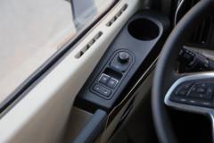 东风柳汽 乘龙H5V 270马力 4X2 AMT自动档仓栅式载货车(国六)