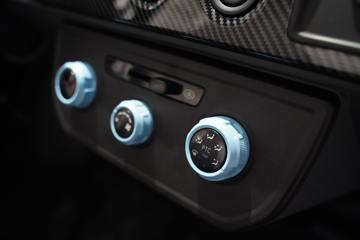 Զ�� ����V5E ��ֵ�� 2.6T 4.54�״��綯��ջ���(N2)38.64kWhͼƬ