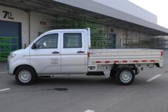 北汽制造 鲸卡T6 豪华版 2.0L 133马力 汽油 2.45米双排栏板微卡(国六)(BAW1030PAB5)