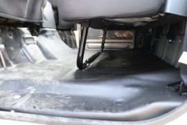 鲸卡T6&nbsp;载货车驾驶室                                               图片