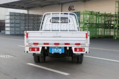 北汽制造 鲸卡T7 豪华版 2.0L 133马力 汽油 3米双排栏板微卡(国六)(BAW1031PAB51)