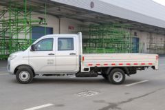 北汽制造 鲸卡T7 豪华版 2.0L 133马力 汽油 3米双排栏板微卡(国六)(BAW1031PAB51)