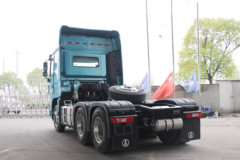北奔 奔马重卡 560马力 6X4 AMT牵引车(ND4250BD5J7Z02)
