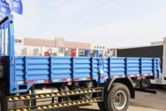 凯马 凯捷M6 尊享版 190马力 5.33米栏板载货车(国六)(KMC1162A420P6)