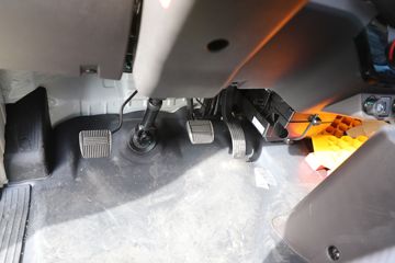 �������� С���C�� 95���� 4X2 3.09����ж��(����)(BJ3042D9JBA-04)ͼƬ