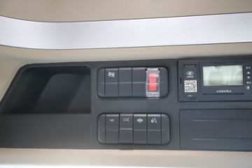 ���� �����V7�ؿ� 560���� 6X4 AMT�Զ�����ͷǣ����(����)(�ٱ�2.73)(HFC4253C1K7E45KS)ͼƬ