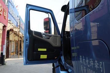 ���� �����V7�ؿ� 560���� 6X4 AMT�Զ�����ͷǣ����(����)(�ٱ�2.73)(HFC4253C1K7E45KS)ͼƬ