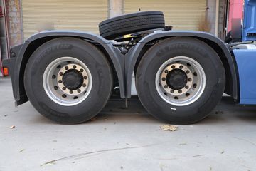 ���� �����V7�ؿ� 560���� 6X4 AMT�Զ�����ͷǣ����(����)(�ٱ�2.73)(HFC4253C1K7E45KS)ͼƬ