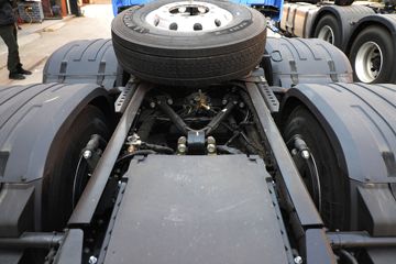 ���� �����V7�ؿ� 560���� 6X4 AMT�Զ�����ͷǣ����(����)(�ٱ�2.73)(HFC4253C1K7E45KS)ͼƬ