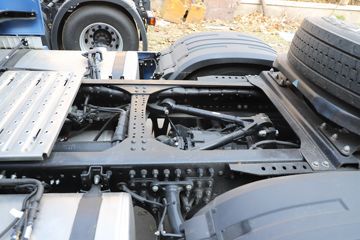 ���� �����V7�ؿ� 560���� 6X4 AMT�Զ�����ͷǣ����(����)(�ٱ�2.73)(HFC4253C1K7E45KS)ͼƬ