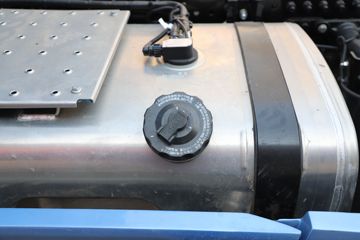 ���� �����V7�ؿ� 560���� 6X4 AMT�Զ�����ͷǣ����(����)(�ٱ�2.73)(HFC4253C1K7E45KS)ͼƬ