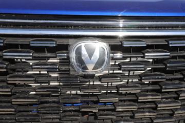 ���� ������ 2023�� ��Ӣ�� 2.0L���� 163���� �ֶ����� ����˫��Ƥ��ͼƬ