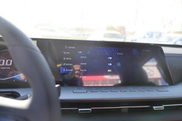 ���� ������ 2023�� ��Ӣ�� 2.0L���� 163���� �ֶ����� ����˫��Ƥ��ͼƬ