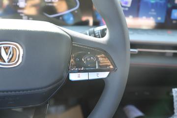 ���� ������ 2023�� ��Ӣ�� 2.0L���� 163���� �ֶ����� ����˫��Ƥ��ͼƬ