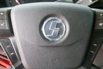 �����ؿ� ����M6000 ݼӢ�� 300���� 4X2 AMT�Զ�����դʽ�ػ���ͼƬ