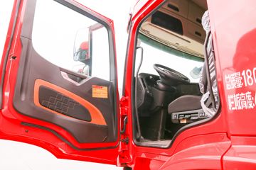 �����ؿ� ����M6000 ݼӢ�� 300���� 4X2 AMT�Զ�����դʽ�ػ���ͼƬ