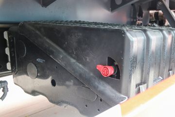 �����ؿ� ����M6000 ݼӢ�� 300���� 4X2 AMT�Զ�����դʽ�ػ���ͼƬ