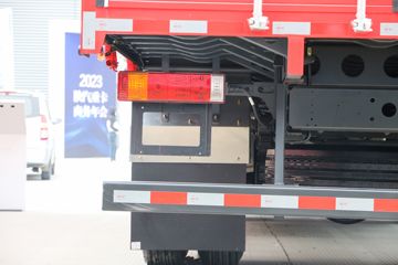 �����ؿ� ����M6000 ݼӢ�� 300���� 4X2 AMT�Զ�����դʽ�ػ���ͼƬ