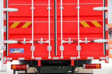 �����ؿ� ����M6000 ݼӢ�� 300���� 4X2 AMT�Զ�����դʽ�ػ���ͼƬ