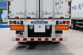 德龙X6000&nbsp;牵引车上装                                                图片