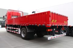 陕汽重卡 德龙L5000 经典版 220马力 4X2 6.8米栏板载货车(国六)