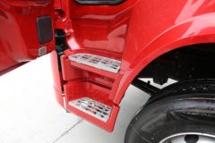陕汽重卡 德龙L5000 经典版 220马力 4X2 6.8米栏板载货车(国六)
