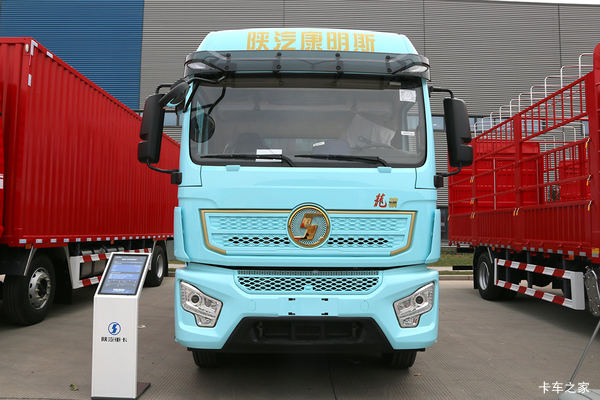 陕汽康明斯 龙骥 260马力 4X2 6.8米厢式载货车(国六)(SX5189CCYLA501F2)