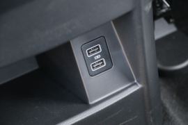 卡路里&nbsp;皮卡驾驶室                                               图片