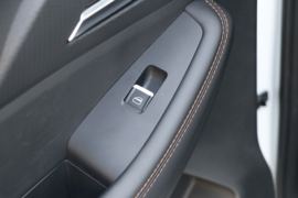 卡路里&nbsp;皮卡驾驶室                                               图片