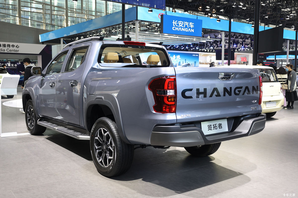   2023 콢 2.0L 233 Զ ˫Ƥ                                                
