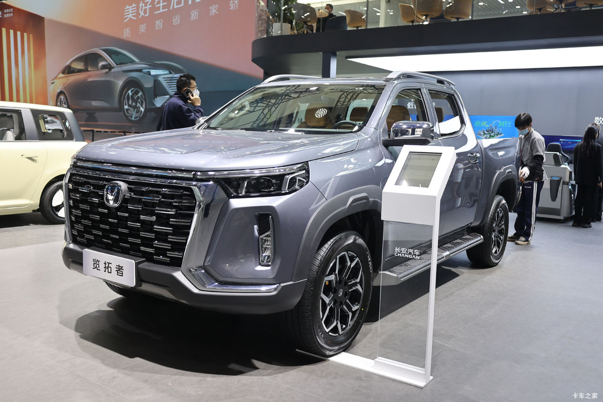   2023 콢 2.0L 233 Զ ˫Ƥ                                                