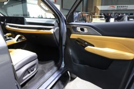 览拓者&nbsp;皮卡驾驶室                                               图片