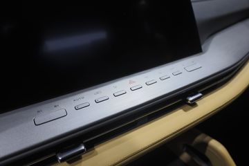 ���� ������ 2023�� �콢�� 2.0L���� 233���� �Զ����� ����˫��Ƥ��ͼƬ
