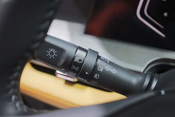 ���� ������ 2023�� �콢�� 2.0L���� 233���� �Զ����� ����˫��Ƥ��ͼƬ