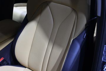 ���� ������ 2023�� �콢�� 2.0L���� 233���� �Զ����� ����˫��Ƥ��ͼƬ